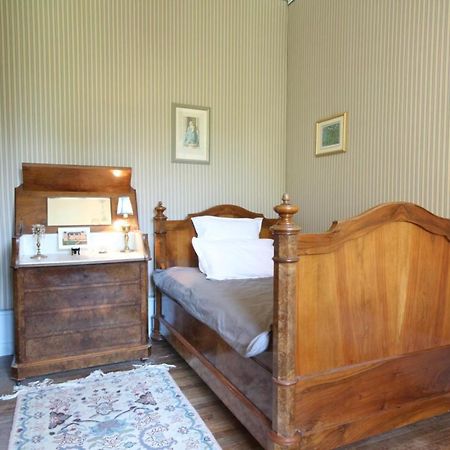 Chateau De Mauvilly Bed & Breakfast Exterior photo
